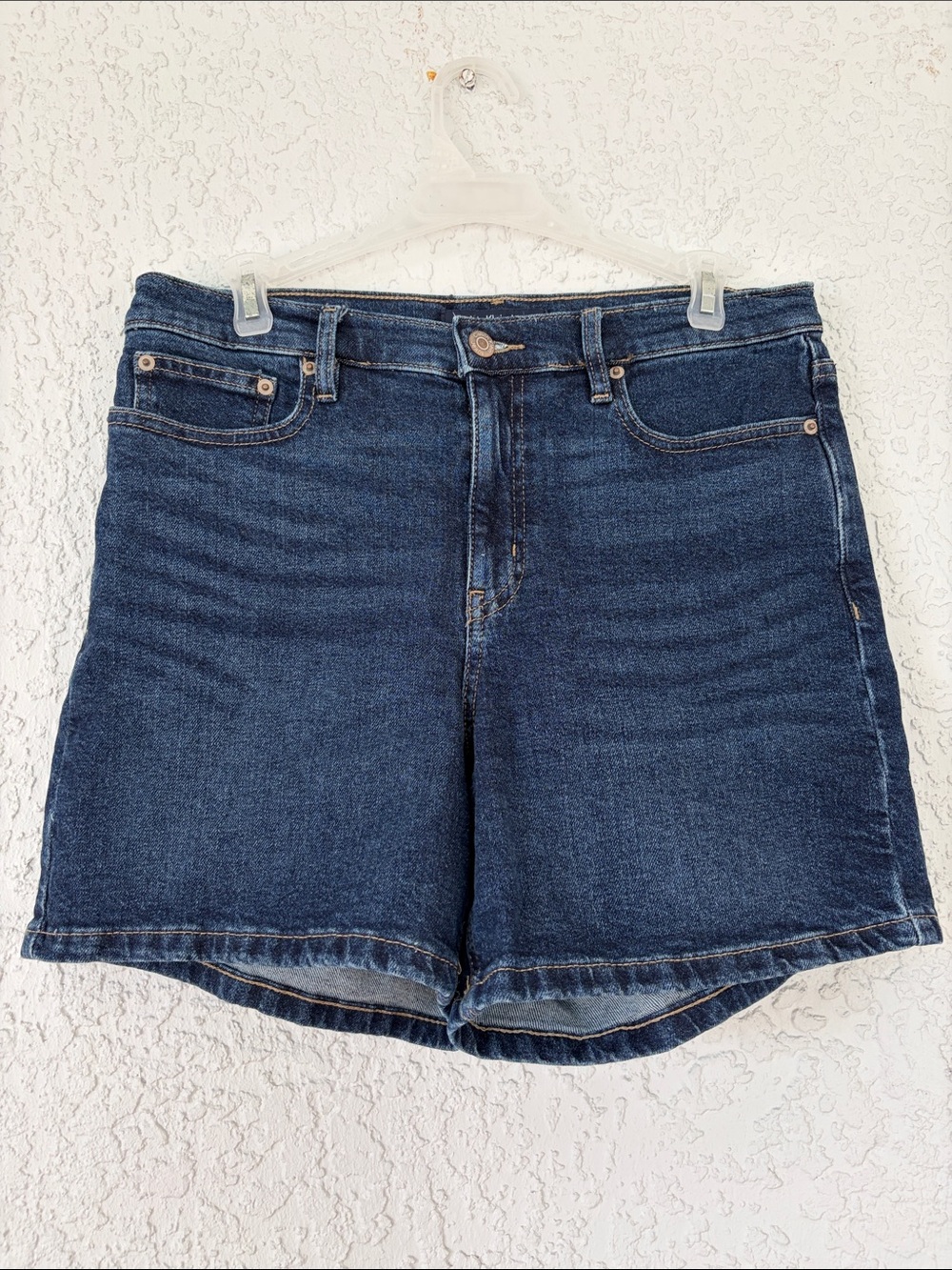 Calvin Klein Jeans Dark Blue Denim High-Rise Shorts size 10